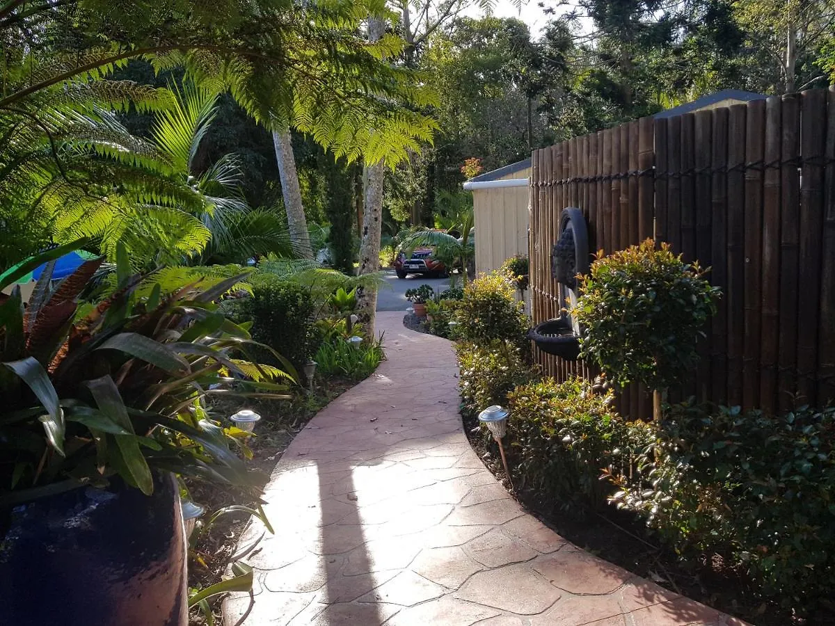 Mapleton Peaceful Provence Bnb 0*,